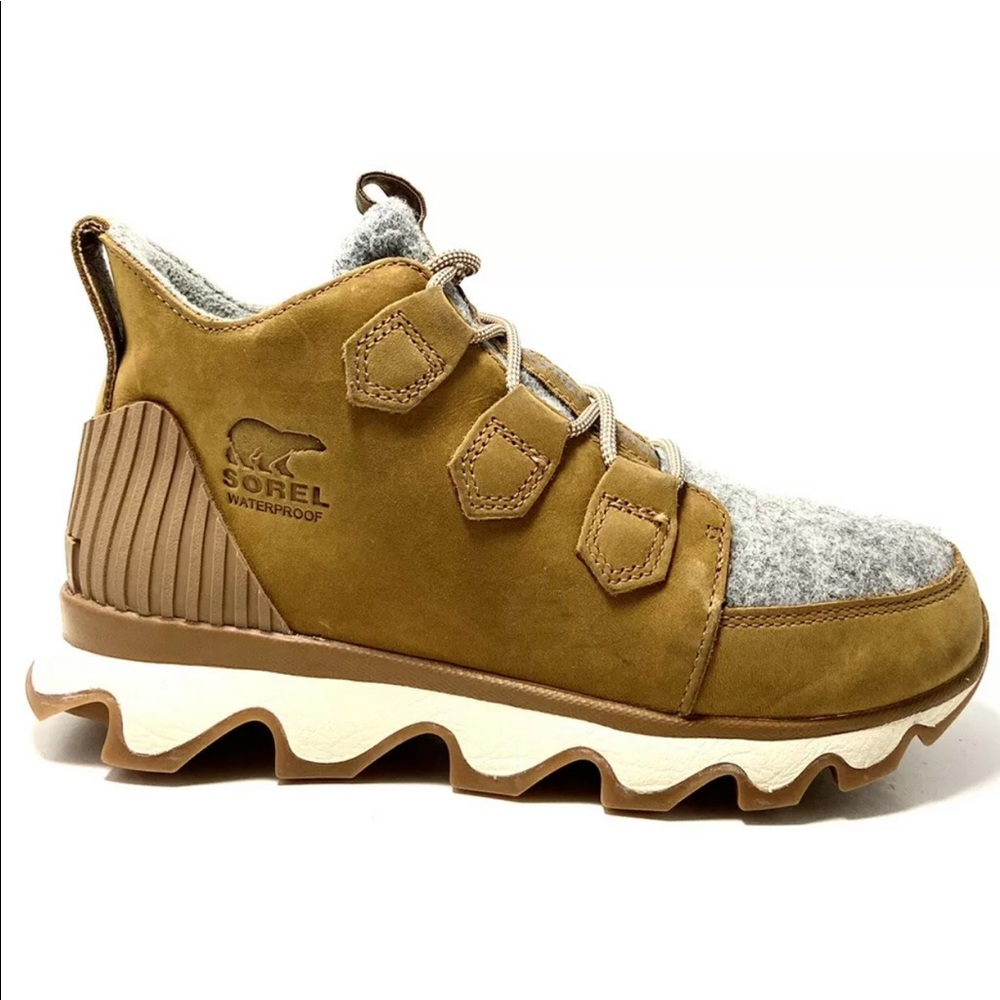 Sorel Kinetic Caribou Camel Brown Ankle Boots